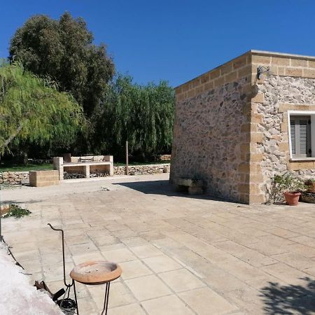 Agriturismo Allu Ruvezzu Bed & Breakfast Торе Моца Екстериор снимка