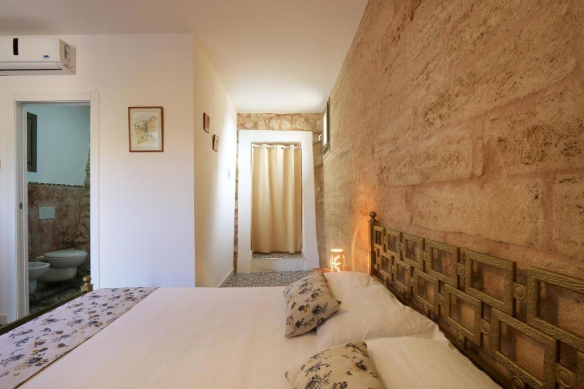 Agriturismo Allu Ruvezzu Bed & Breakfast Торе Моца Екстериор снимка