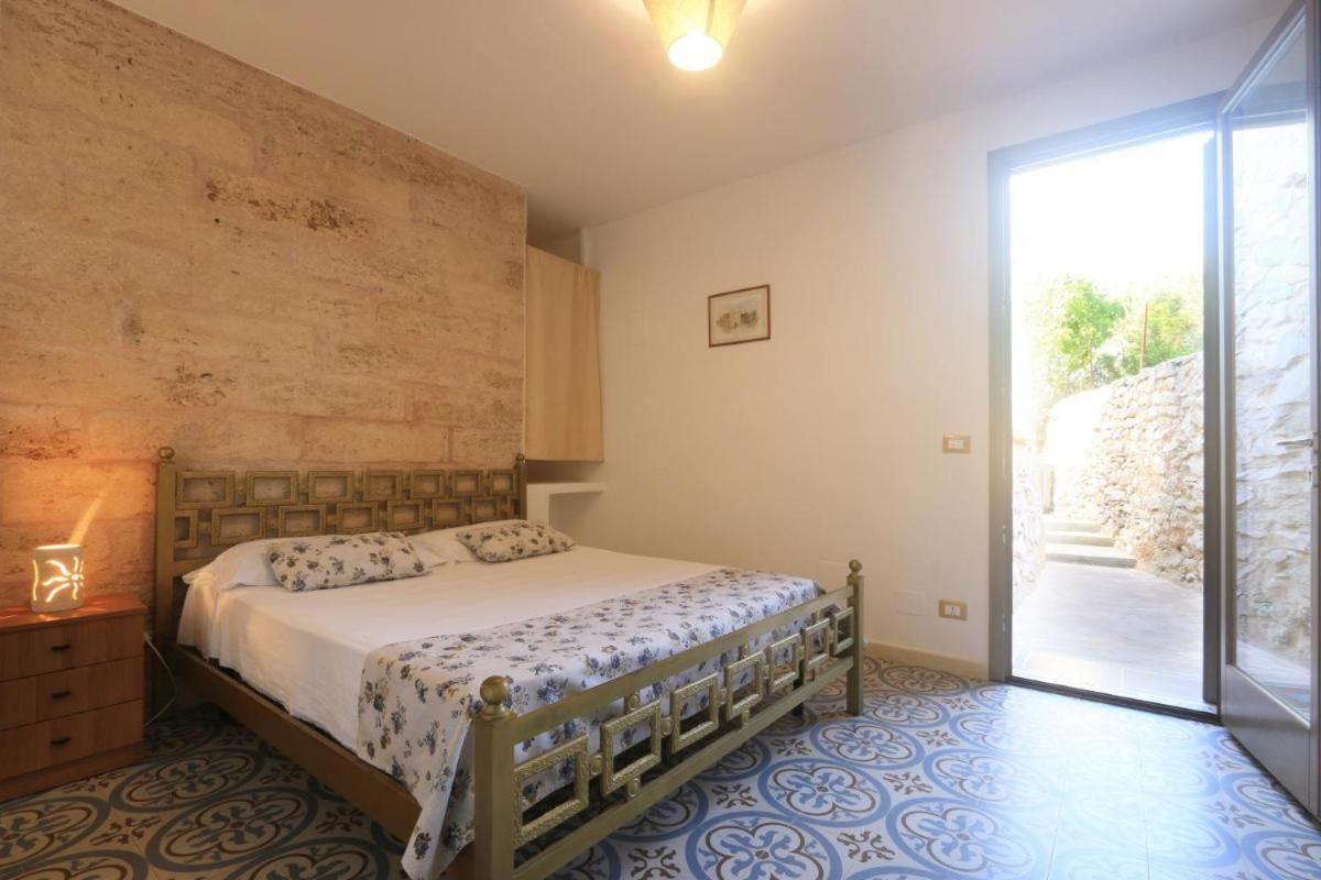 Agriturismo Allu Ruvezzu Bed & Breakfast Торе Моца Екстериор снимка